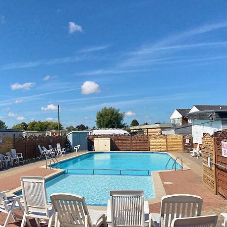Winchelsea Beach Holiday Home - Pool & Beach Ngoại thất bức ảnh